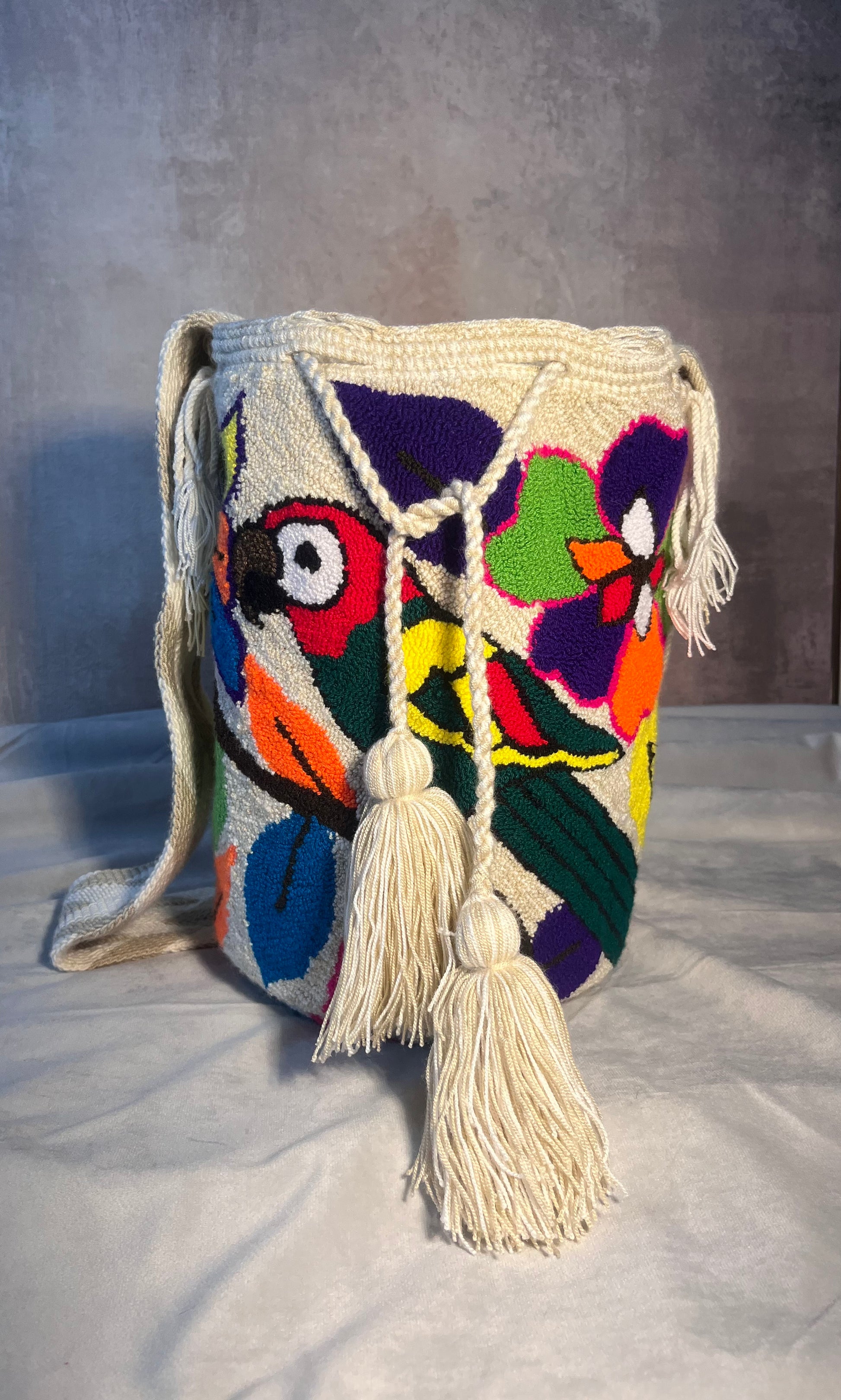 Macaw muse